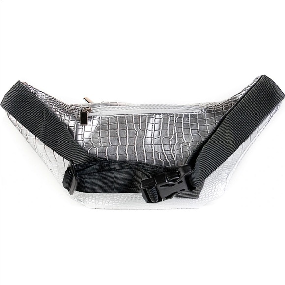 Sojourner Bags Silver Fanny Pack - Picture 11 of 12